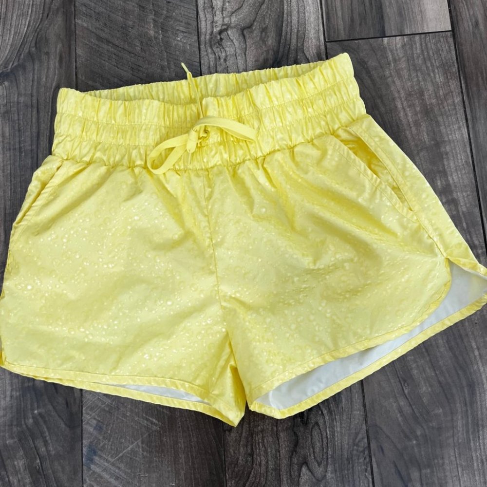 Zyia Yellow Fizz Bomber Shorts